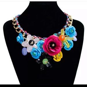 Colorful flower Necklace 🌹